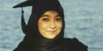 Dr. Fauzia Siddiqui Meets Dr. Aafia Siddiqui After 20-Year Wait in US Prison