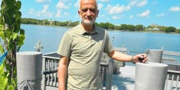 Picture of Sarim Burney