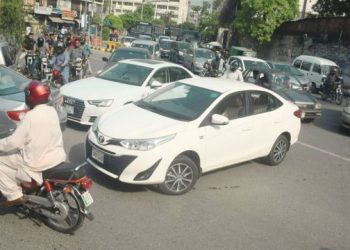 Picture of Traffic on Road