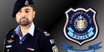 Image Captain (R) Hamzah Humayun