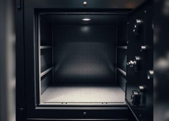 Picture Show Empty Bank Locker
