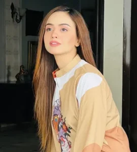 Shirin Farhad drama cast, timing and episode schedule revealed 6 Kanwal Khan Pakistani Actor